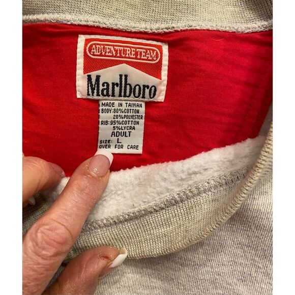 Marlboro Cigarettes Adventure Team Vintage Lizard Sweatshirt Y2K Sz. L - Picture 9 of 10